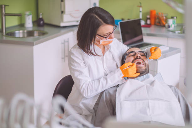 Teeth Whitening in CT